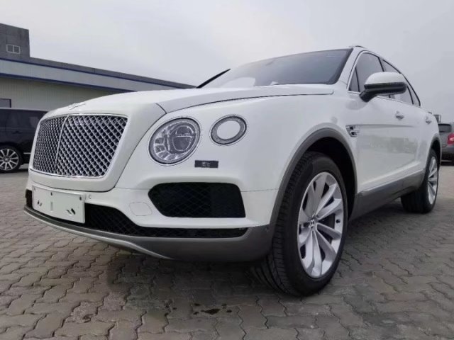 18款宾利添越柴油 极速性能SUV时代典范-图2