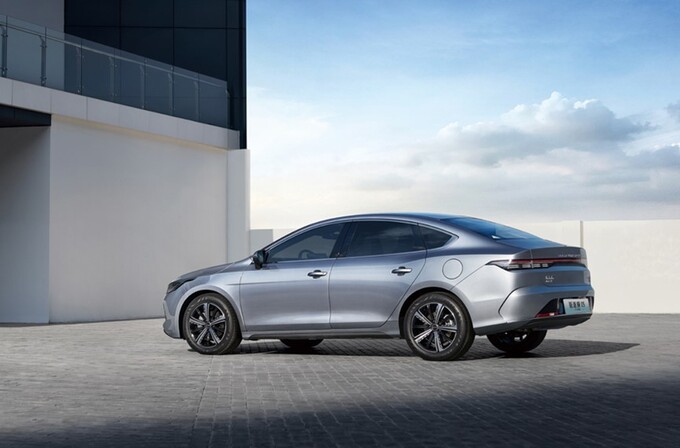 比亚迪驱逐舰05荣耀版上市首推7.98万豪华型9.98万豪华型-图3