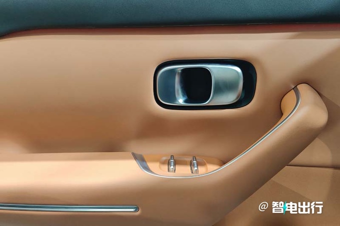 零跑C10下月10日预售销售订金1千 预计12.98万起-图17