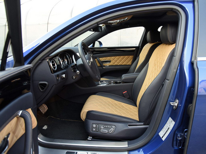 2019款宾利飞驰V8S 配置顶尖满足全需求-图8