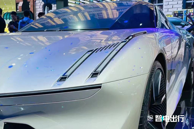 極氪副總裁明年年底前推出3款新車 定價20-30萬-圖1