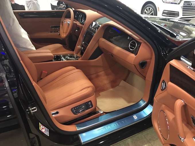 2018款宾利飞驰4.0T 设计人性化超值体验-图11