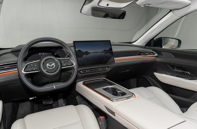 北京车展长安马自达EZ-6S首发亮相旗下首款新能源旗舰轿车-图6