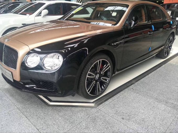 18款宾利飞驰V8S外形帅气 尊享赛车情结-图4