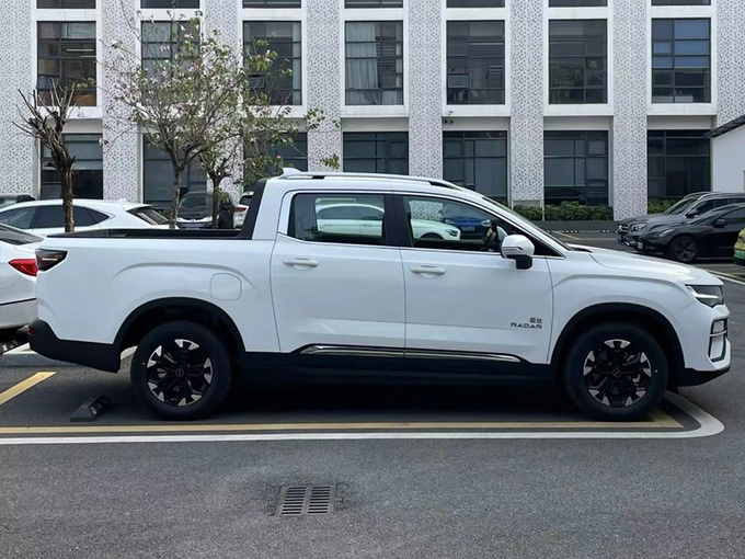 雷达RD6四驱版3月上市换大容量电池-续航更长价格合适吗-图9