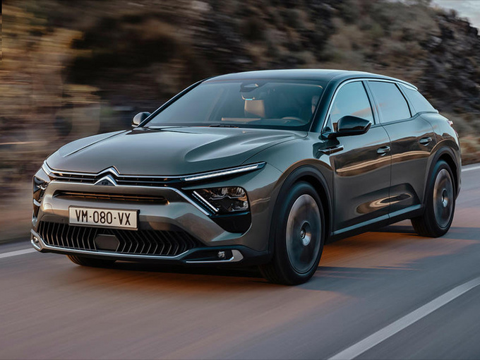 雪铁龙全新C5X官图发布搭1.6T/轿跑式流线车身-图1