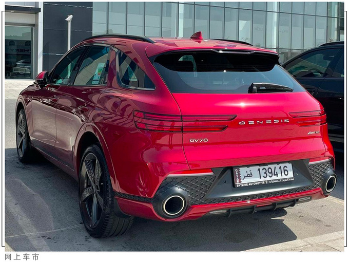 捷尼赛思全新GV70运动版实拍搭3.5T/配三块大屏-图3