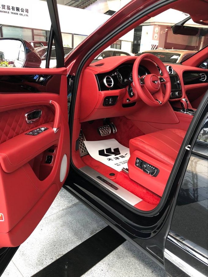 18款宾利添越 进口W12汽油版SUV配置详解-图5