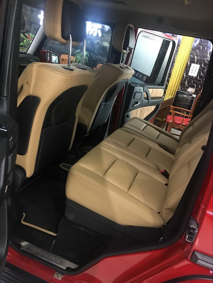 奔驰G550红金属漆 4.0T特色越野无敌降价-图7