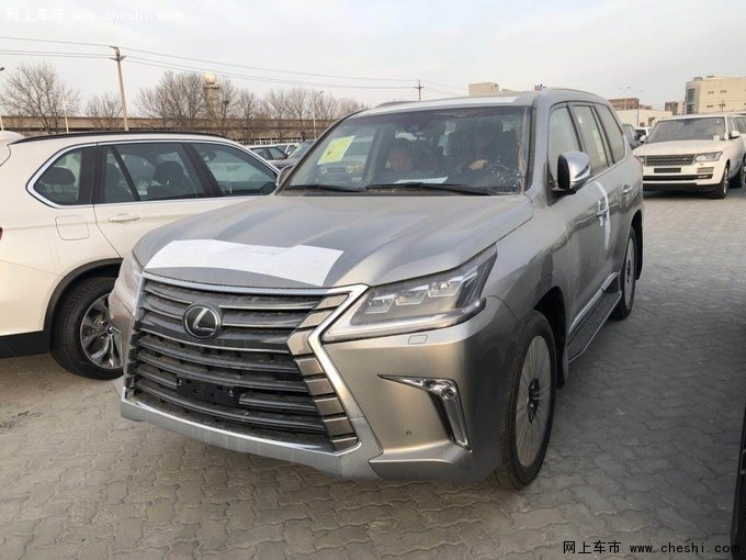 2018款雷克萨斯LX570 八座越野傲人表现-图1
