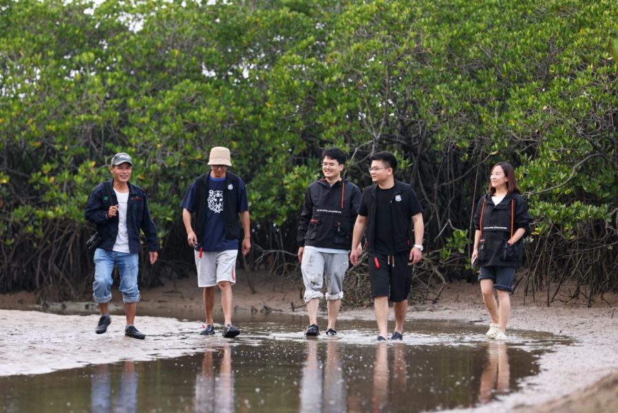 在北纬18°雨林秘境他们用点滴微光守护自然生态-图2