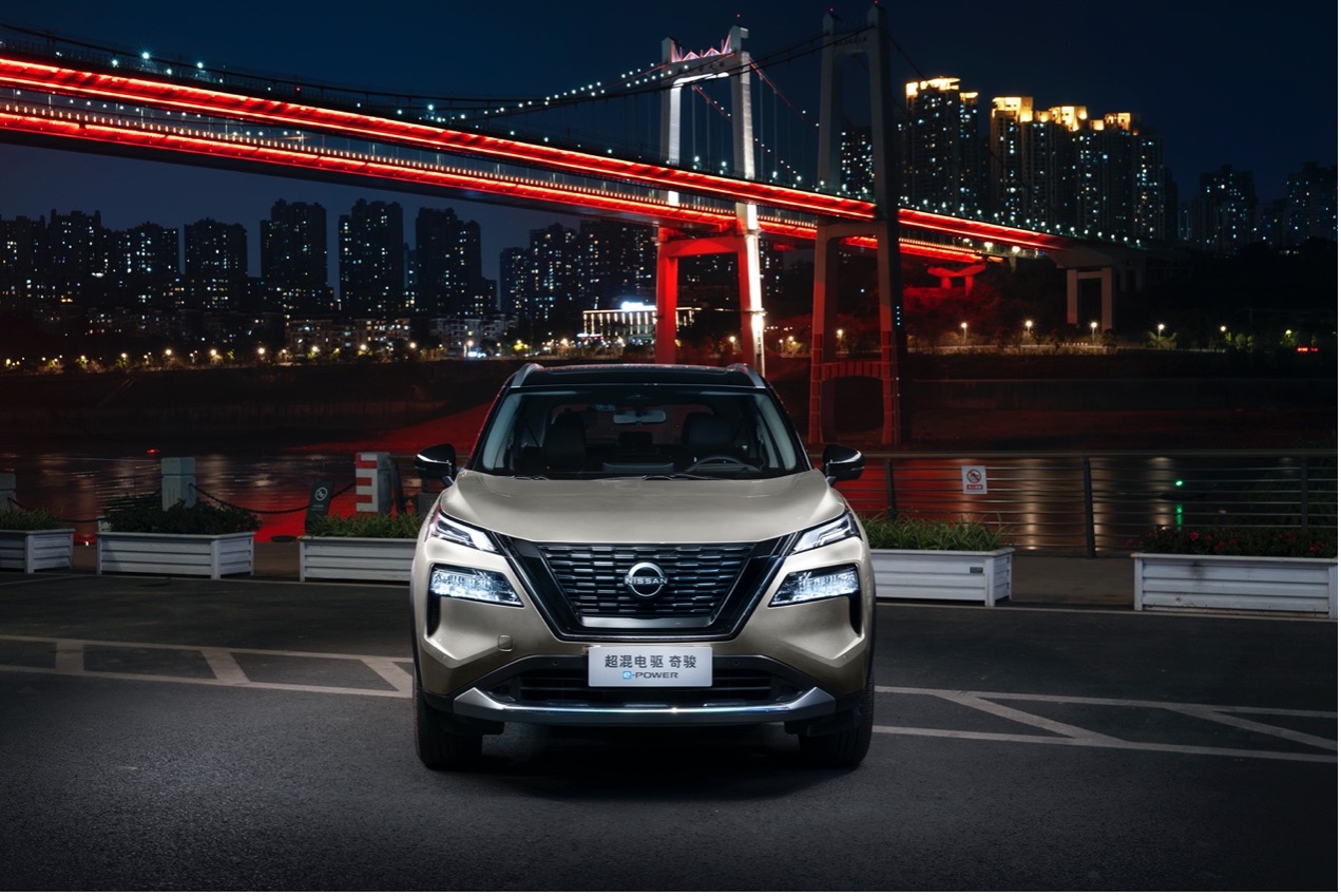 油车价钱买混动两驱价钱买四驱奇骏这回翻身仗稳了-图7