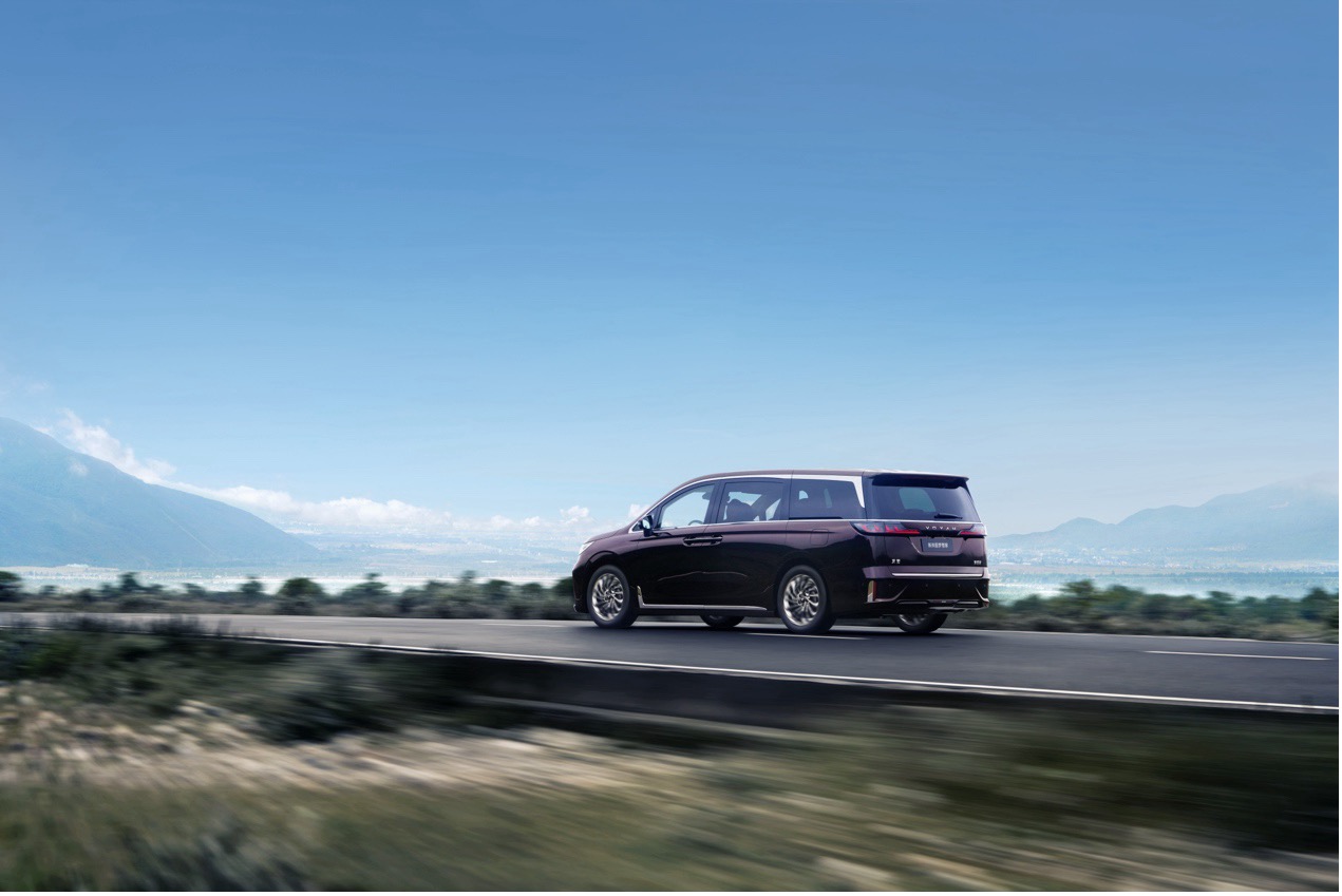 新岚图梦想家样样兼备 插混MPV才是出行首选-图3