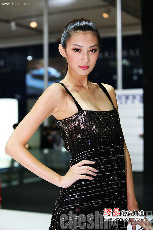 07上海车展美女车模