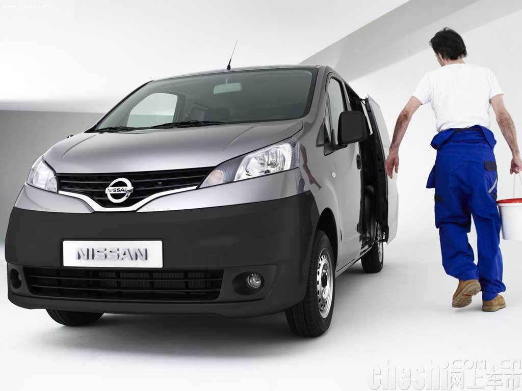 日产NV200