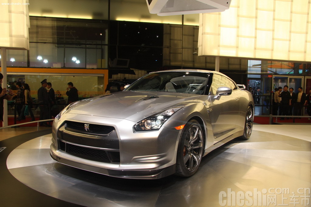 日产GT-R