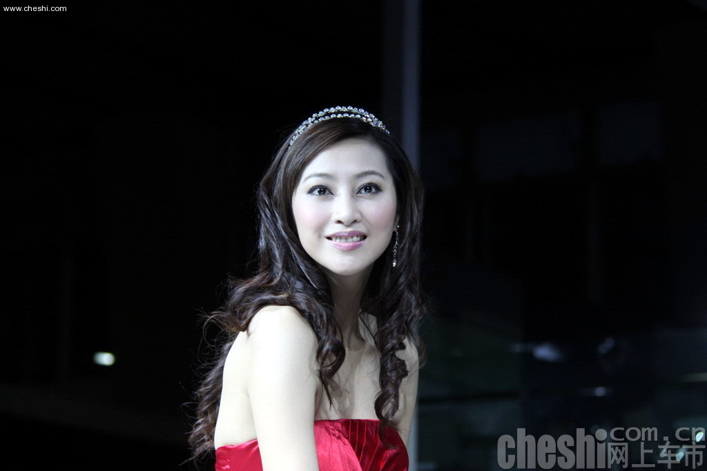保时捷知性美女