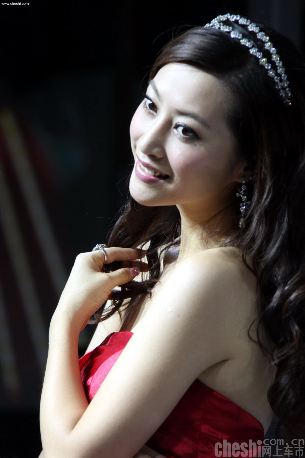 保时捷知性美女
