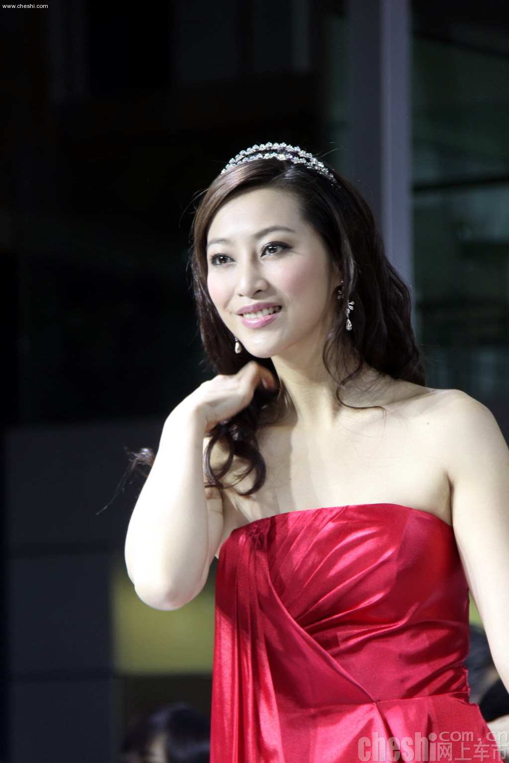 保时捷知性美女