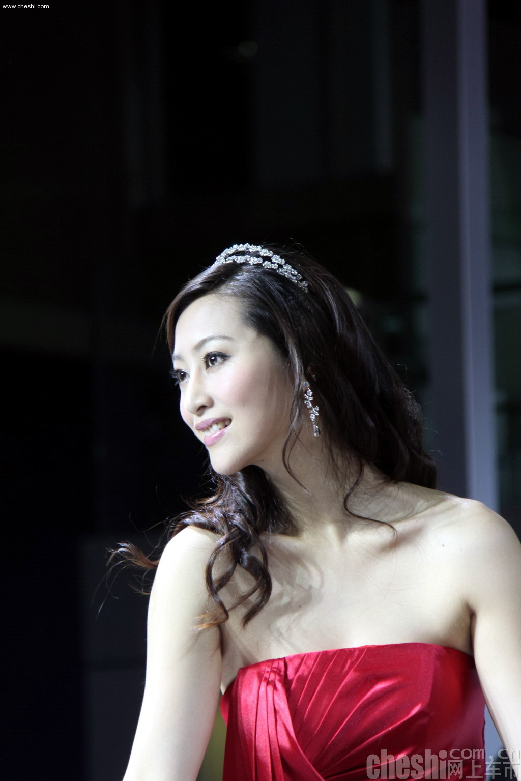 保时捷知性美女