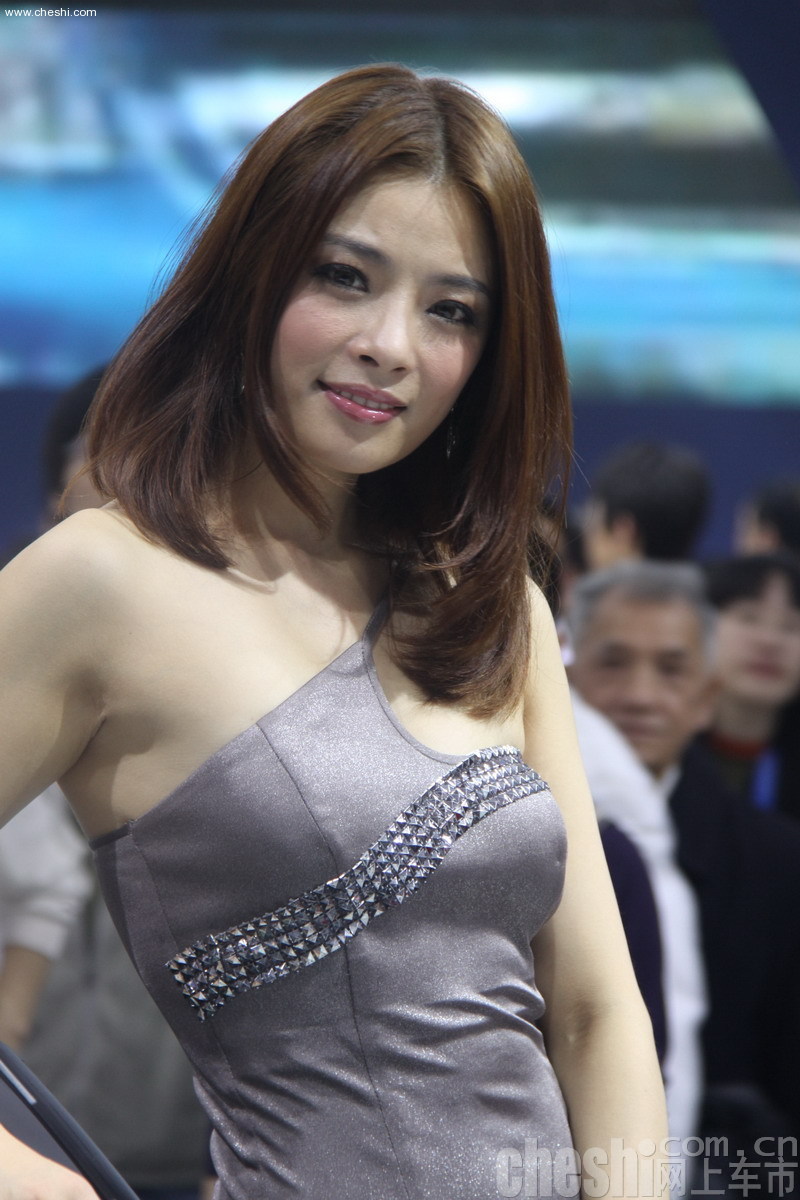 名模周莉