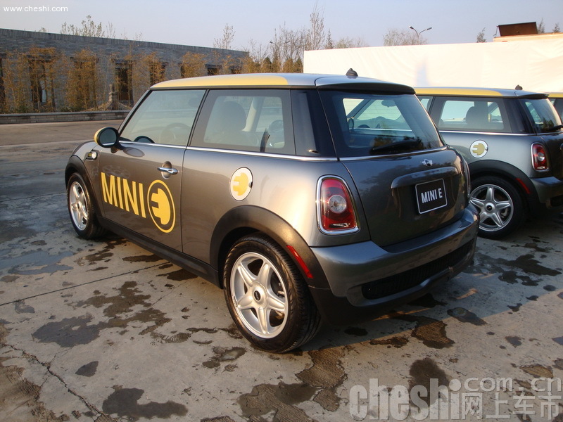 MINI E