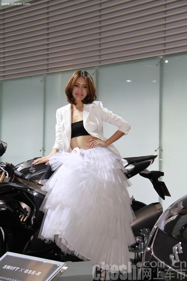 车模美女