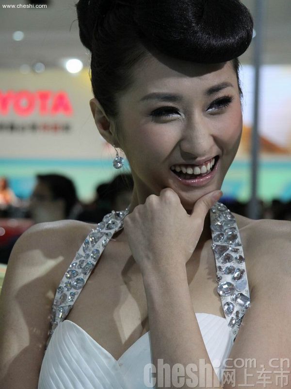 美胸模特