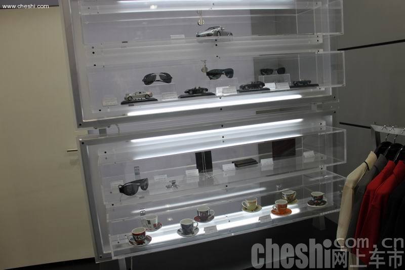 保时捷精品