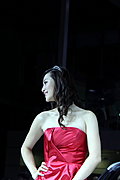 保时捷知性美女