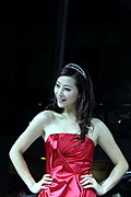 保时捷知性美女