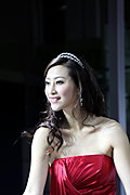 保时捷知性美女