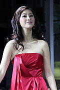 保时捷知性美女
