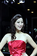 保时捷知性美女