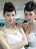 美胸模特