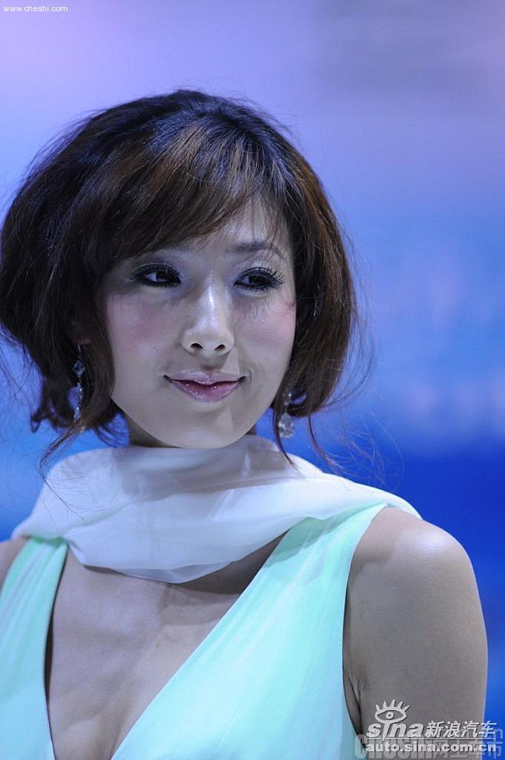 07上海车展美女车模