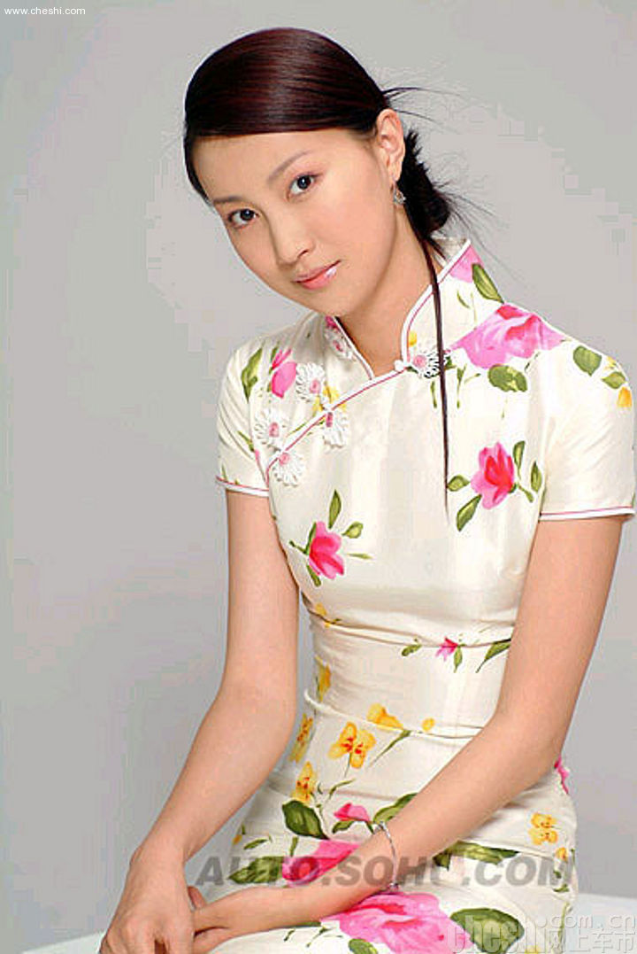 07上海车展美女车模