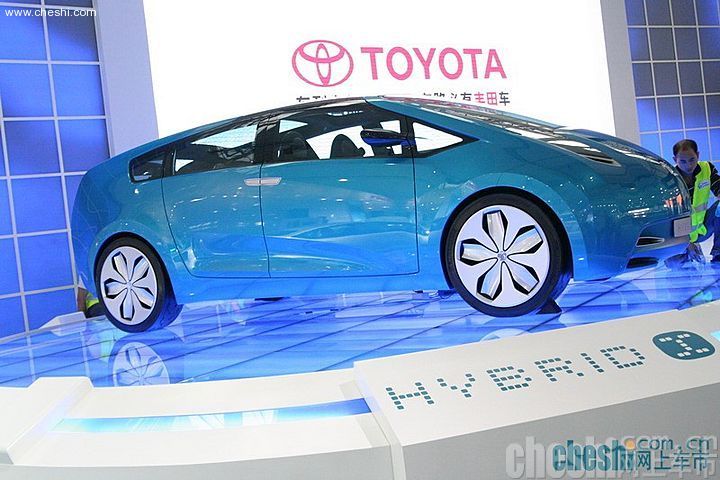 丰田混合动力车