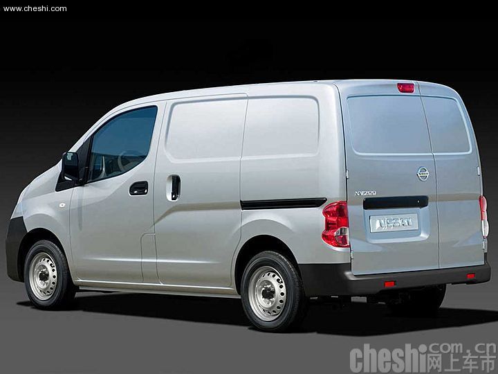 日产NV200