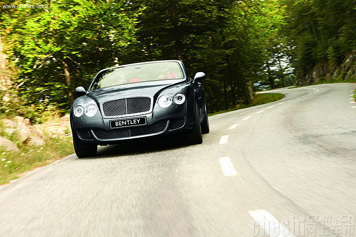 宾利Continental GTC Speed