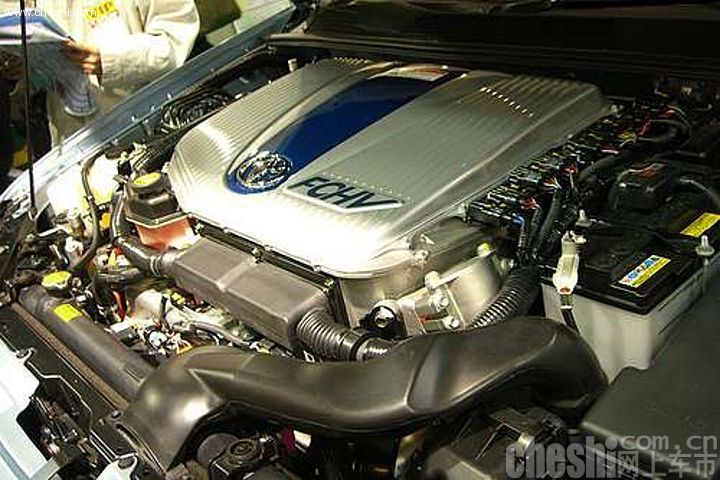 丰田全新燃料电池车FCHV-adv