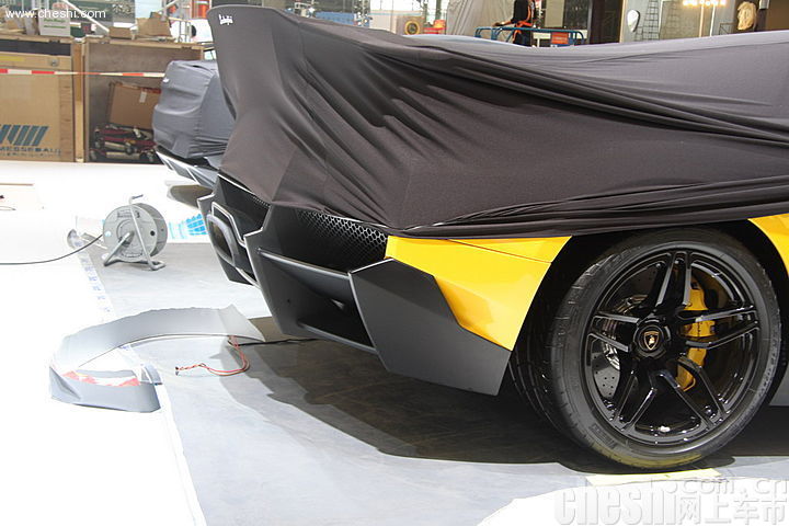 Lamborghini Murcielago LP670-4 SuperVeloce