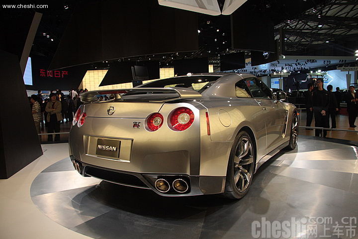 日产GT-R