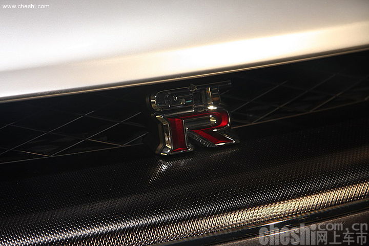 日产GT-R