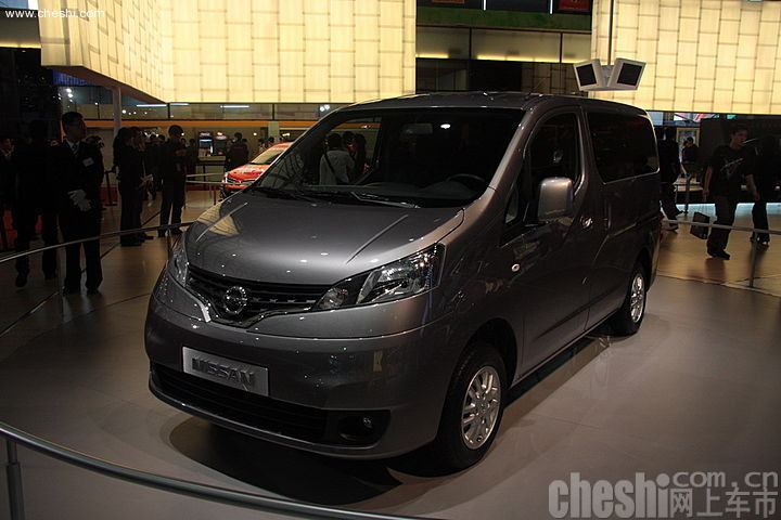 日产NV200