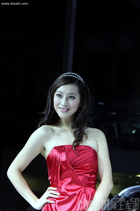保时捷知性美女