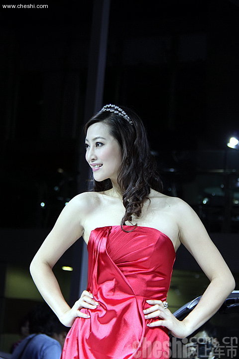 保时捷知性美女