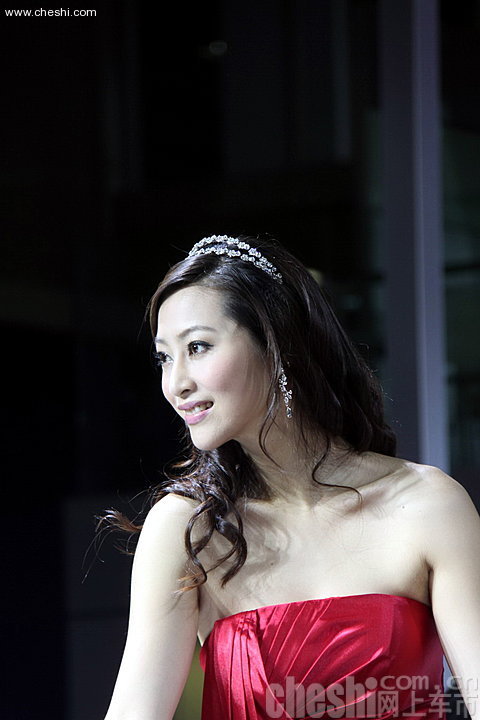 保时捷知性美女