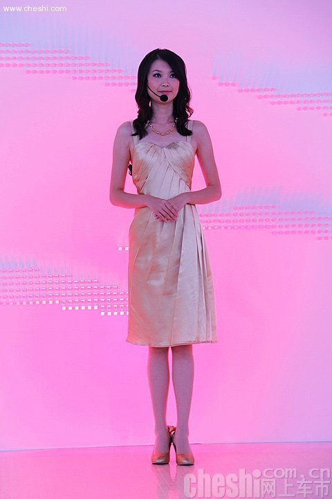 车展美腿模特