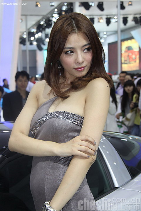 名模周莉